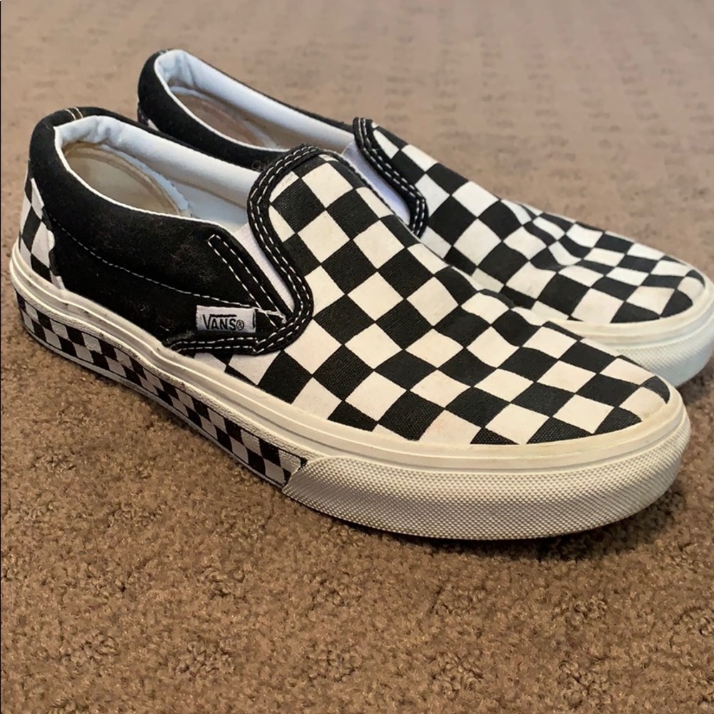 Women’s checkered Vans
